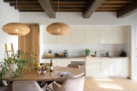 Autumn, Kitchen, Spring, Summer