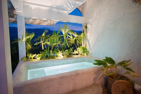 Luxury Cabin | Terrace/patio