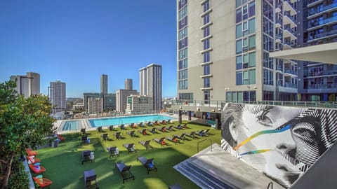 Rooftop pool
