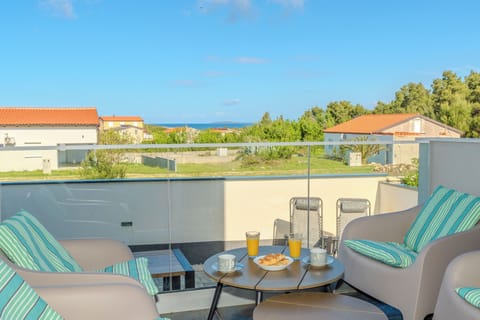 Design Apartment | Terrace/patio