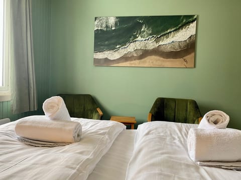 Comfort Double or Twin Room | Blackout drapes, iron/ironing board