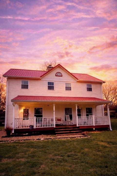 Stunning vintage “new” farmhouse