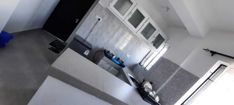 Design Apartment | Private kitchen | Fridge, microwave, cookware/dishes/utensils