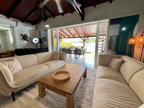 Family Villa | Living area