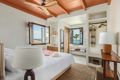 Standard Double Room, Sea View | Egyptian cotton sheets, premium bedding, minibar, individually decorated