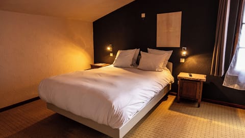 Basic Twin Room | Free WiFi