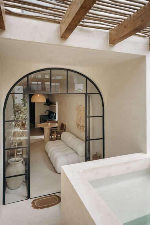 Terrace to Living room