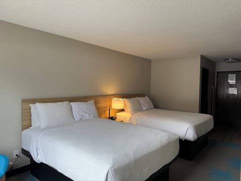 In-room safe, desk, iron/ironing board, free rollaway beds