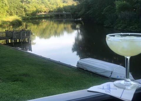 Welcome to your Happy Beachy Place overlooking Silver Lake!