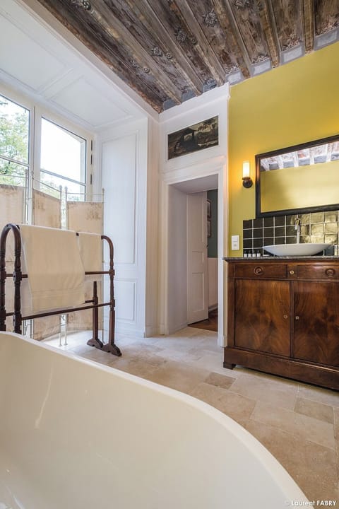 Luxury Double Room, Mountain View | Premium bedding, pillowtop beds, free minibar, individually decorated