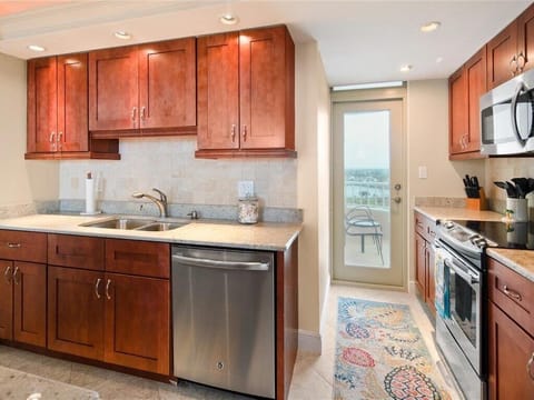 Open and Spacious Kitchen