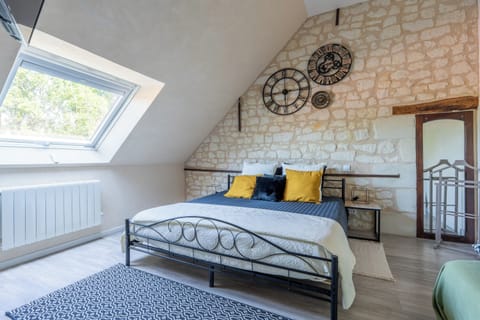 Tic Tac Room | Individually decorated, individually furnished, blackout drapes