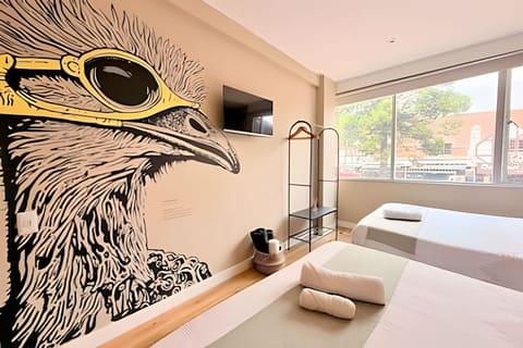 Apartment | Premium bedding, down comforters, Select Comfort beds