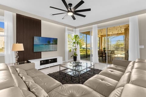 1815 Sawyer Palm Place (3).jpg