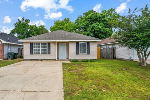 8407 Jarmen Ln