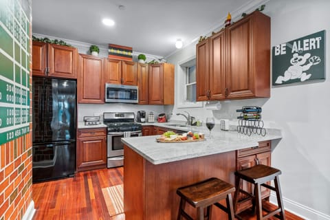 Updated kitchen with all the cooking and serving supplies needed