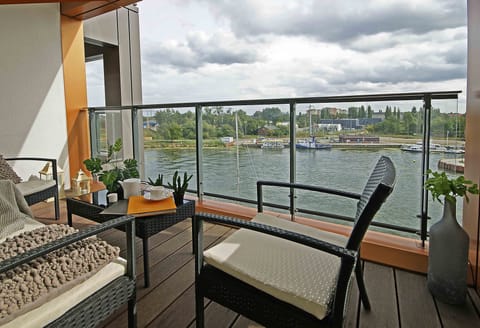 Apartment | Terrace/patio