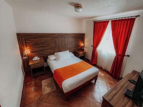 In-room safe, individually furnished, desk, laptop workspace