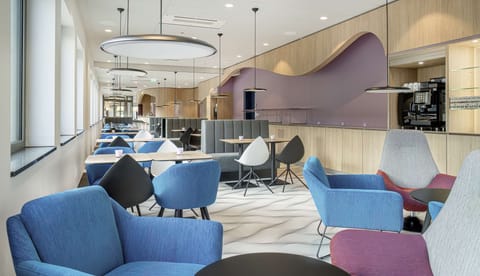 Daily buffet breakfast (EUR 15.90 per person)
