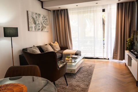Apartment | Living area