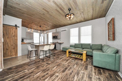 Premium Loft, 2 Bedrooms, Balcony | Living room | 75-inch Smart TV with digital channels, Netflix, streaming services