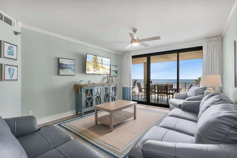 Spacious Living Space 
