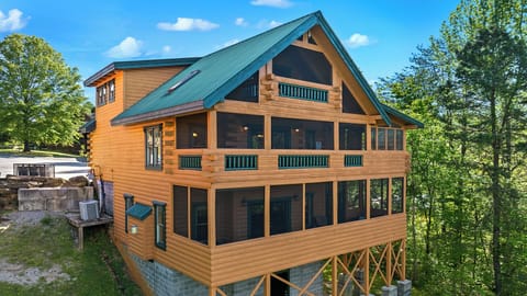 Smoky Mountains Moonlight Pines Lodge Cabin