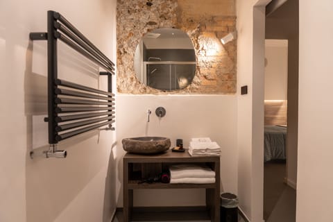 Room Hera | Bathroom | Shower, rainfall showerhead, free toiletries, hair dryer