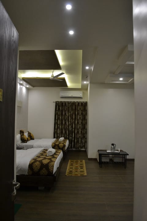 1 bedroom, WiFi (free), bed sheets