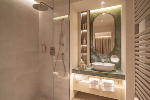 Shower, free toiletries, hair dryer, bathrobes