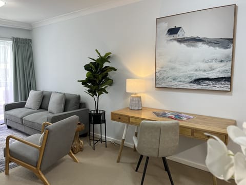 Lounge area with work station