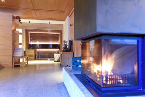 Sauna, hot tub, steam room, body treatments, Swedish massages