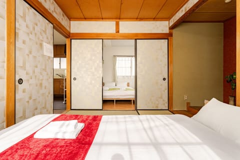Basic Apartment | 4 bedrooms