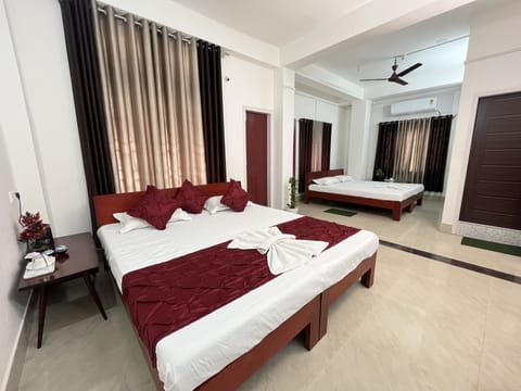 Deluxe Quadruple Room