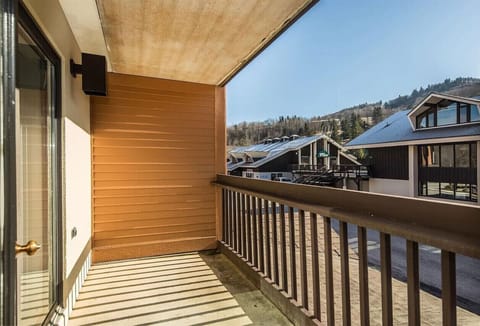 Experience the breathtaking majesty of the mountains from our balcony, where every glance offers a captivating vista.