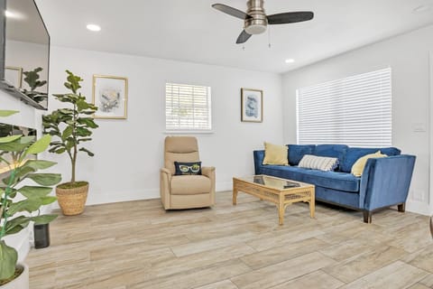 Living area with electric fireplace