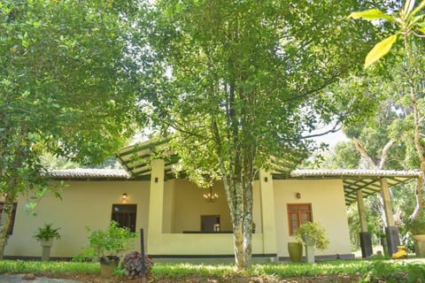 Villa | Exterior