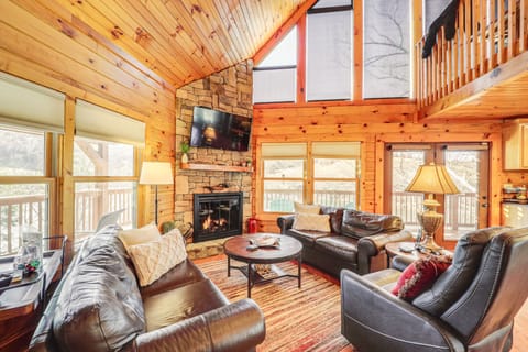 Butler Vacation Rental | 3BR | 5BA | 3,100 Sq Ft | 1 Step to Enter