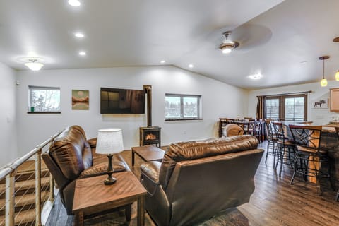 Fairbanks Vacation Rental | 3BR | 2BA | 2,000 Sq Ft | Stairs Required