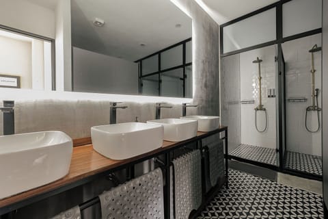 Shower, rainfall showerhead, hair dryer, towels