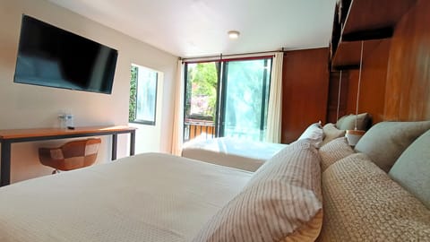 Family Room | Individually decorated, individually furnished, desk, laptop workspace