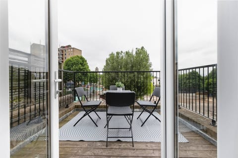 Apartment, 3 Bedrooms | Balcony