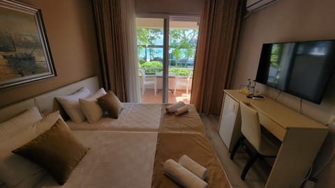 Deluxe Room | 1 bedroom, free WiFi