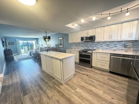 Condo, 2 Bedrooms | Private kitchen | Coffee/tea maker, fridge, oven, toaster