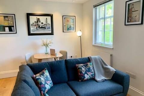 46bd605b-017b-4835-a5b9-462d1f581b10