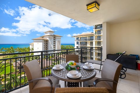 Outdoor views from the lanai.