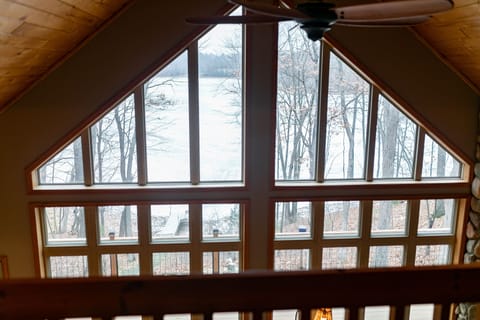 85071255-caf1-47ce-a339-1555f6a05499