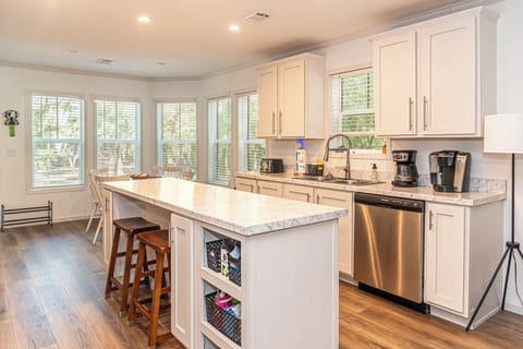 Big Island where kids snack and adults gather (tends up being everyone's fav)