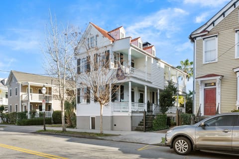 Backyard Serenity, Balcony Views | Palmetto House