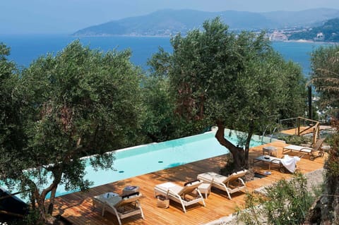 Autumn, Balcony / Terrace / Patio, Building Exterior, Outdoor, Pool, Scenic View, Spring, Summer